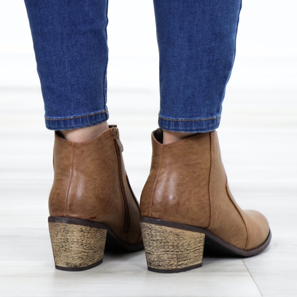 Cowgirl Ankle Booties Faux Leather - Picture 7 of 9